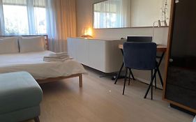 Es Studio